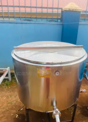 Photo - Perfect 500L - 1000L Milk Cooler Tank