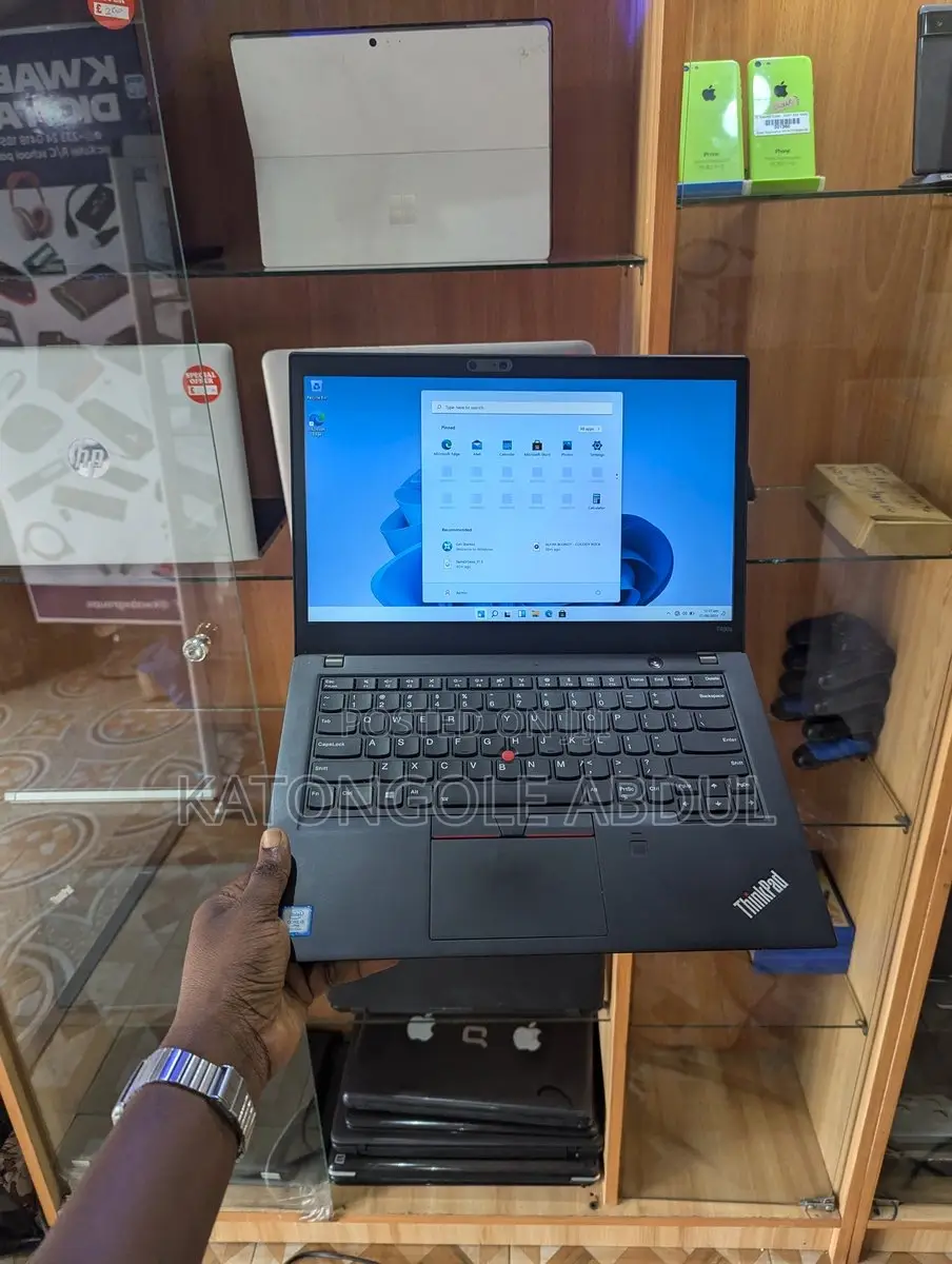 New Laptop Lenovo ThinkPad T480s 8GB Intel Core I7 SSD 512GB