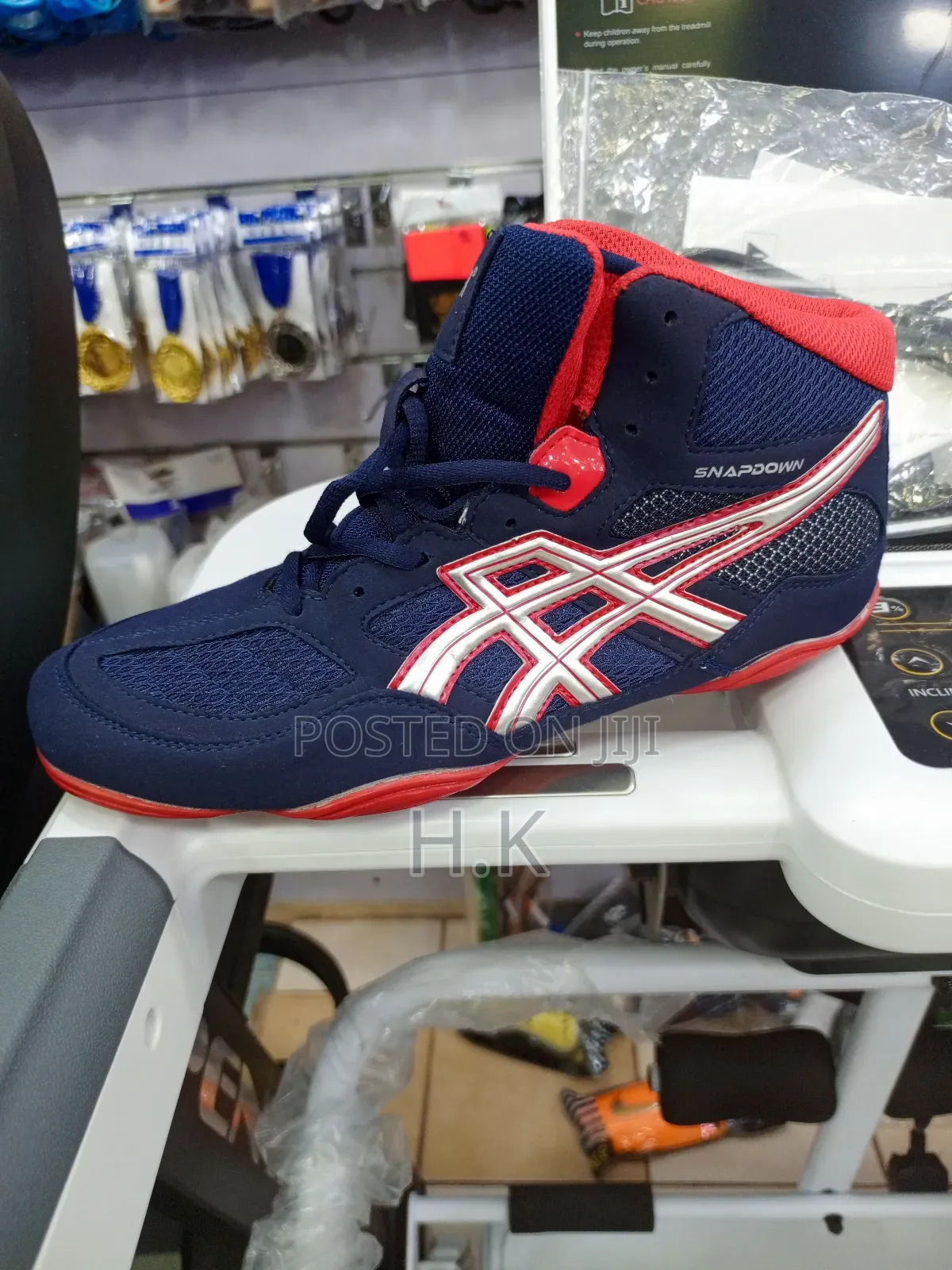 ASICS Men's Snapdown Boxing and Wrestling Shoes.