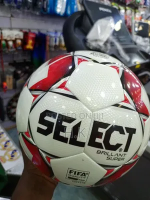 Select Brillant Super Soccer Balls. Size 4 5