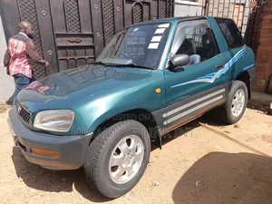 Photo - Toyota RAV4 Cabriolet 1998 Green