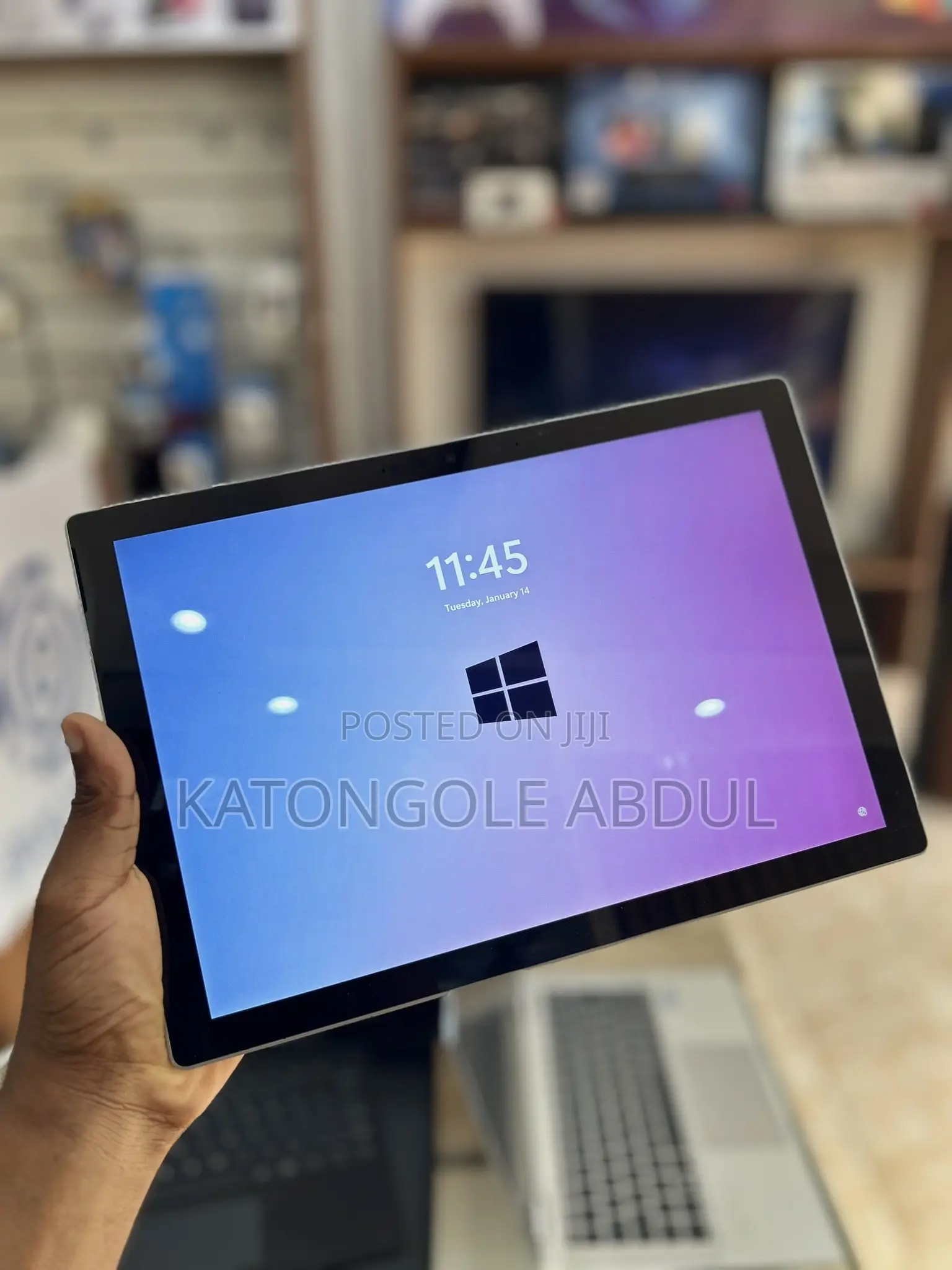 New Laptop Microsoft Surface Pro 7 16GB Intel Core I7 SSD 500GB