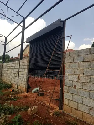 Roller Shutter (10x10)Ft