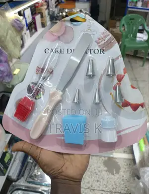Cake Decorating Tool Kit