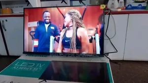 Brand New Hisense 32 Inches Digital Flat Screen Frameless