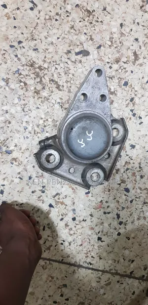 Engine Mounting for Mazda Demio and Verisa