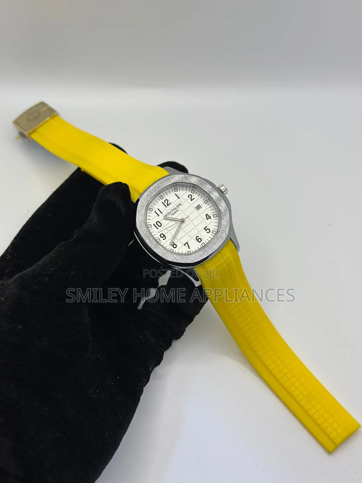 Patek Philippe Yellow Classy Analog Watch