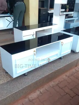New Design White Flat TV Stand