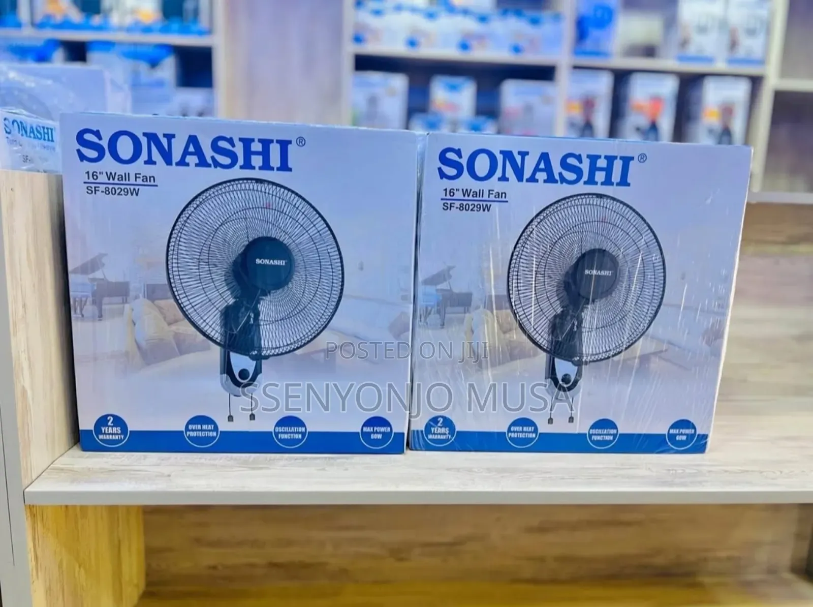 Sonashi 16 Inch Wall Fan With Remote Control/Black/Sf-8007wr