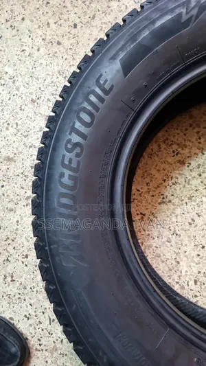 215/70r16 Bridgestone Foreign Used (Made in Japan)
