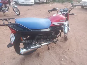 Hero Hunter 125 2022 Red