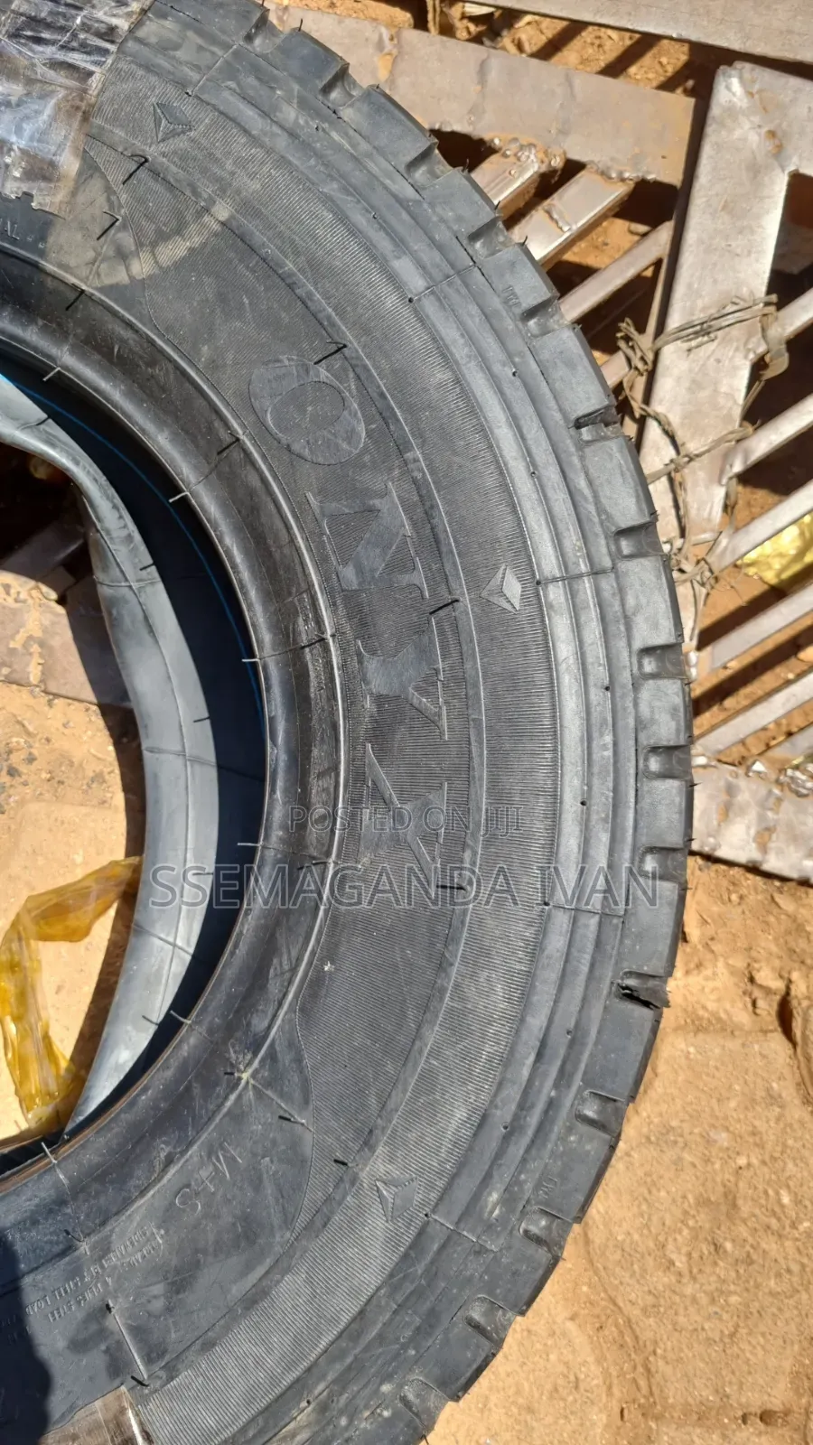700r16 Onyx Highway Tyres