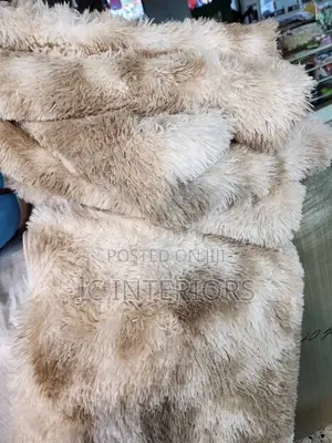 Fuffu Center Carpetz