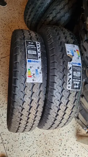 195r15c 6pr Lt Onyx Tyres