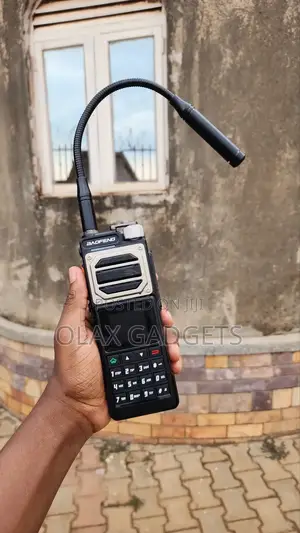 BAOFENG UV-25 10W Walkie Talkie Tri-Band USB-C Charger
25km
