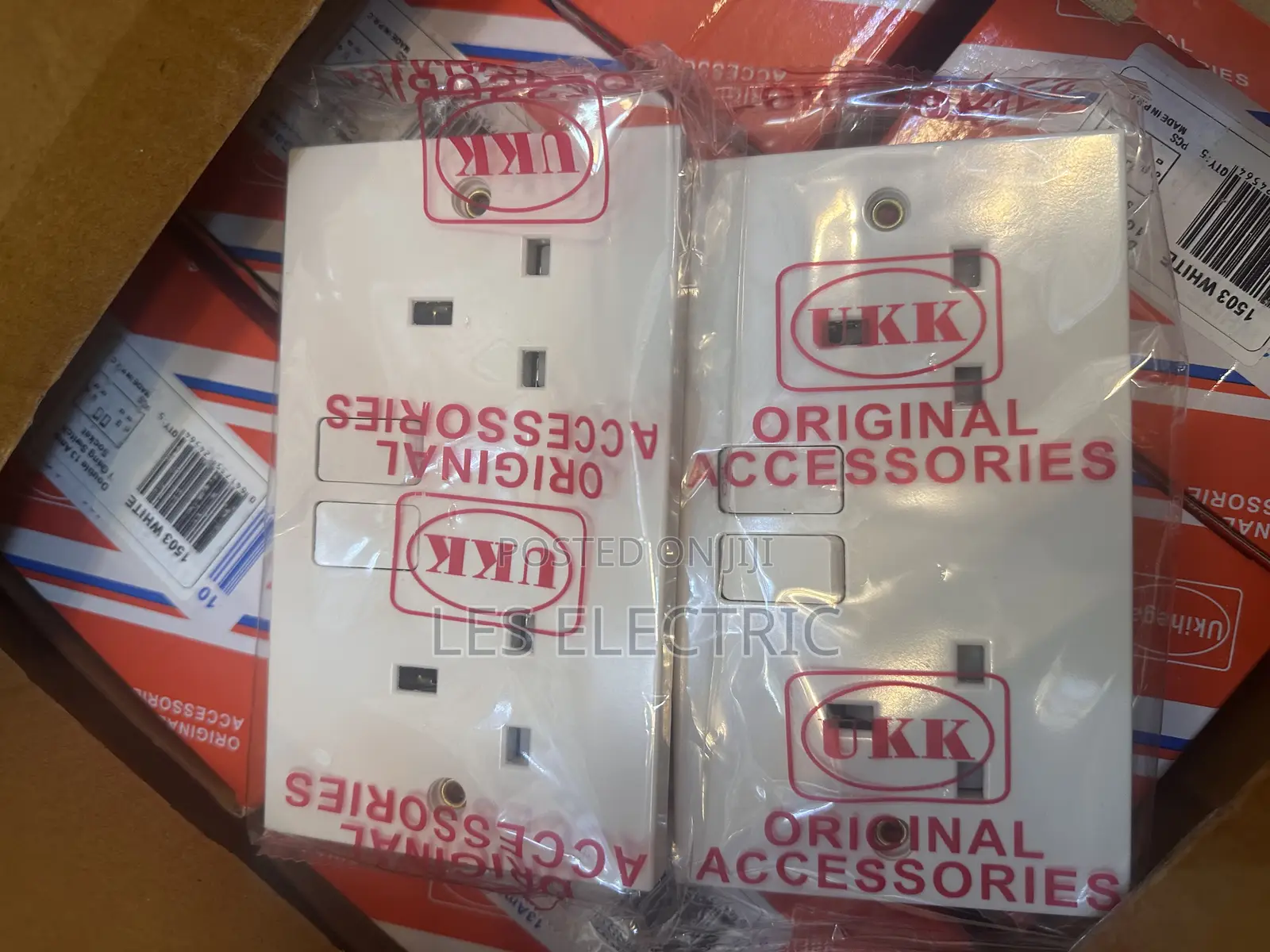 Double Socket UK