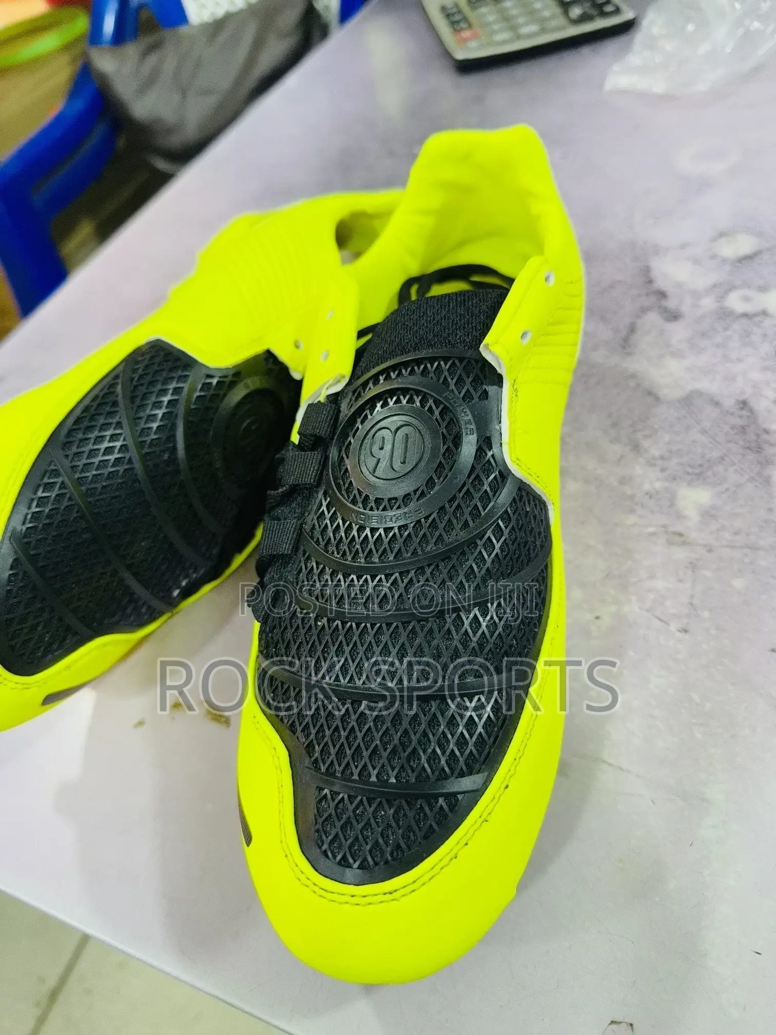 Latest Fashion Football Shoes