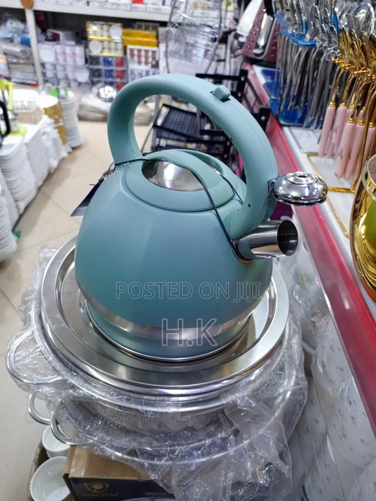 VICALINA 3.5 Liter Stainless Steel Whistling Kettle.