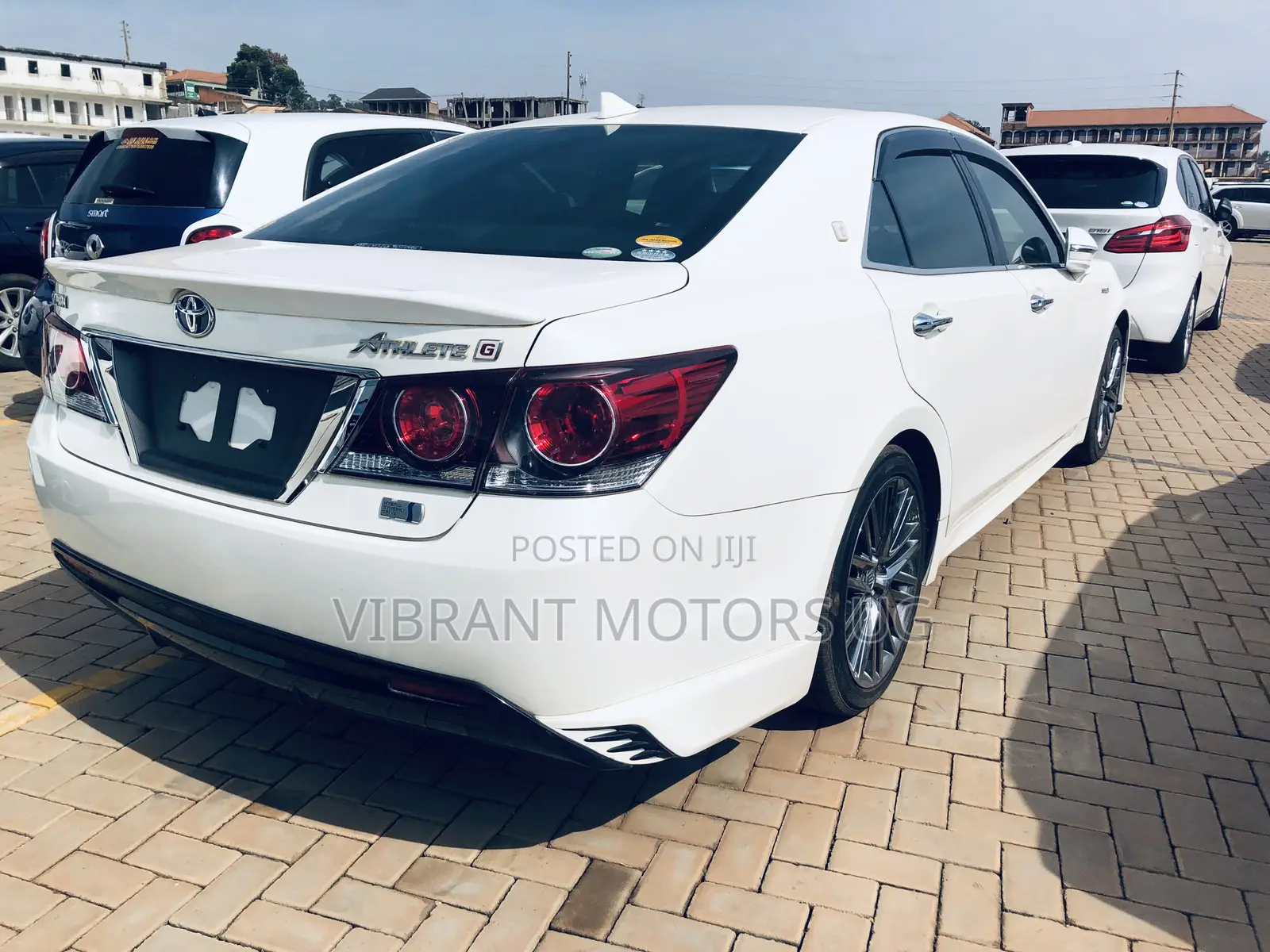 Toyota Crown 2017 White