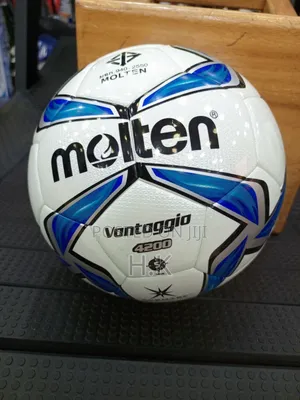 Molten Vantaggio Futsal Ball Size 5