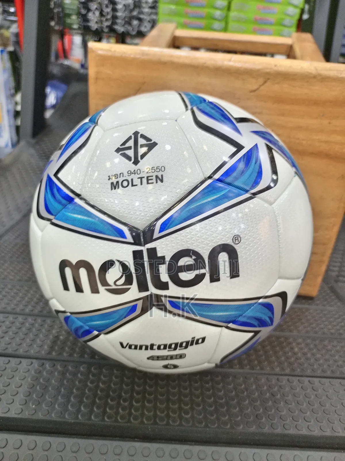 Molten Vantaggio Futsal Ball Size 5