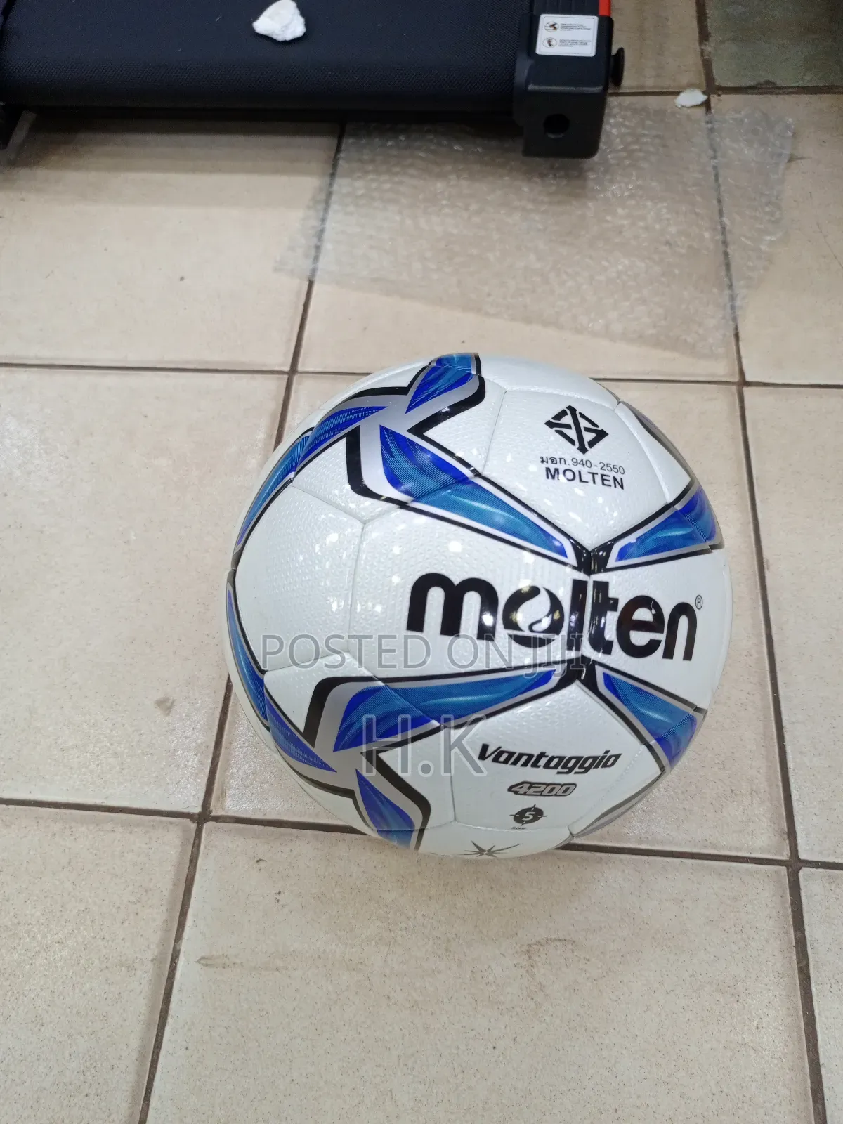 Molten Vantaggio Futsal Ball Size 5