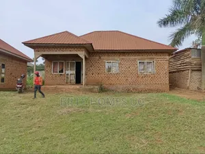 Photo - 3bdrm House in Kira for sale
