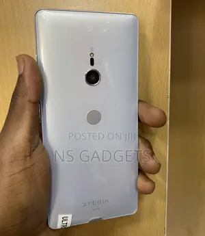 Sony Xperia XZ3 64 GB Silver