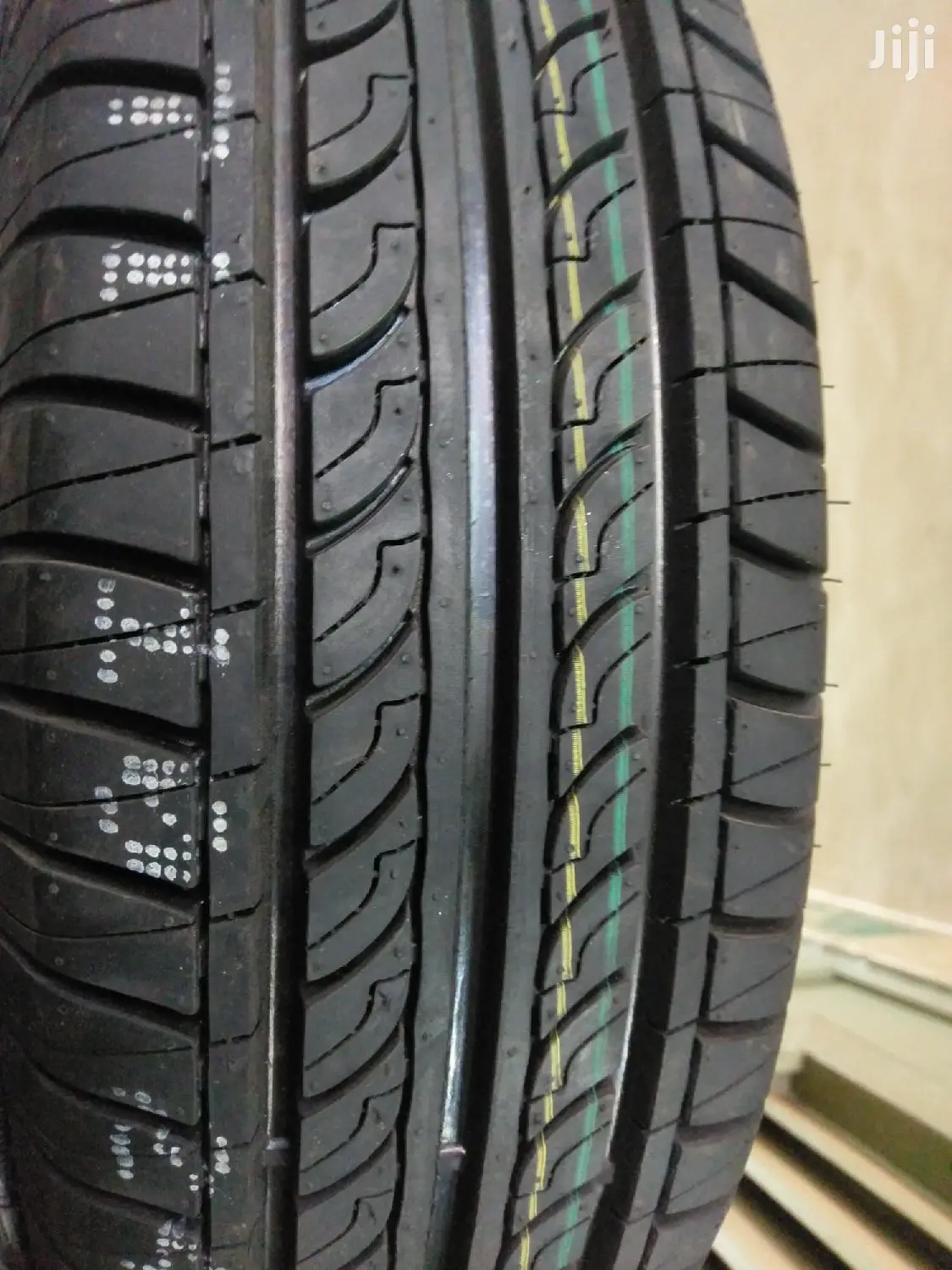 Tyres 185/70r14