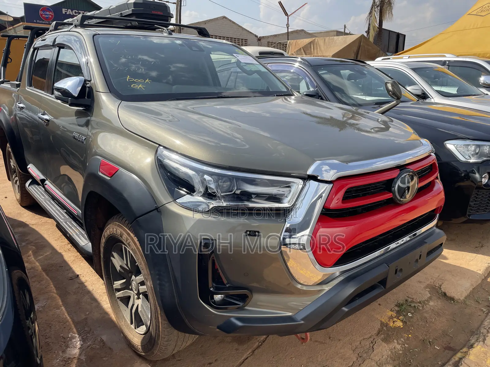 Toyota Hilux Revo Double Cab Deisel 2.8 AWD 2022 Gray