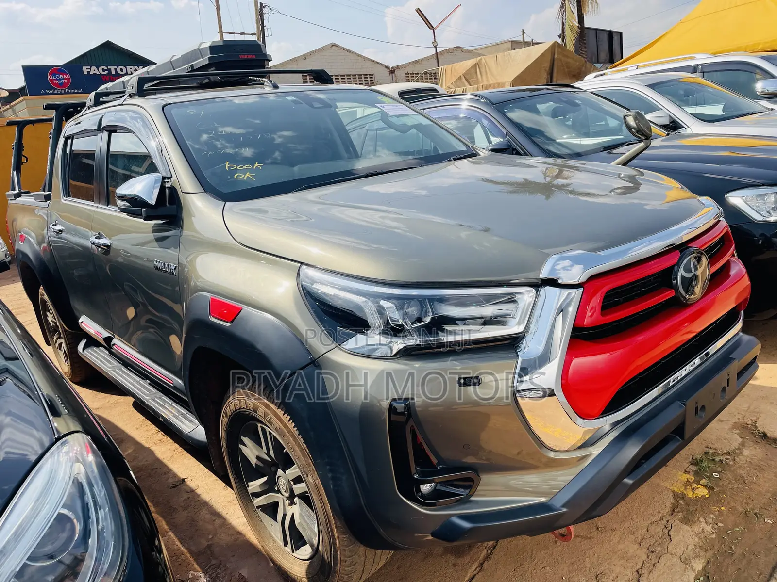 Toyota Hilux Revo Double Cab Deisel 2.8 AWD 2022 Gray