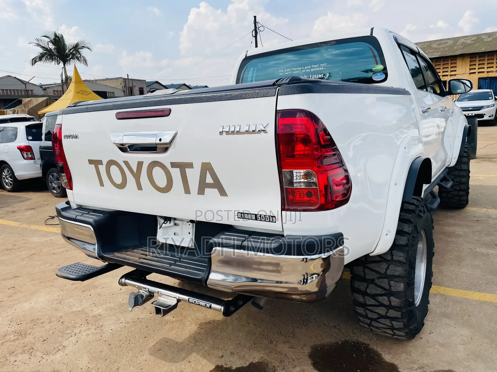 Toyota Hilux 2020 White
