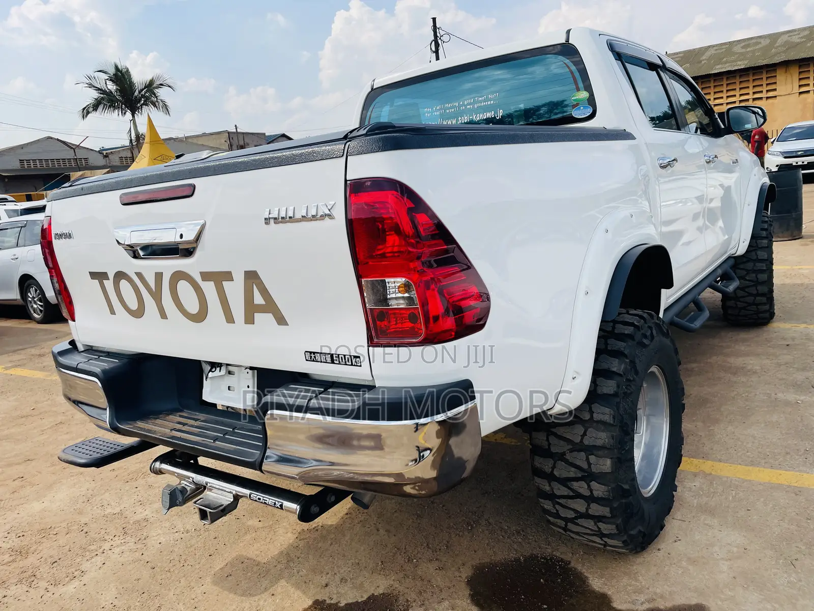 Toyota Hilux 2020 White