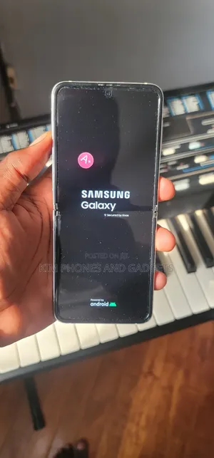 Samsung Galaxy Z Flip3 5G 128 GB White