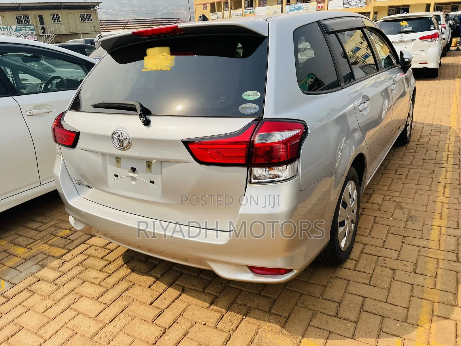 Toyota Corolla Fielder 1.5 Petrol FWD 2016 Silver