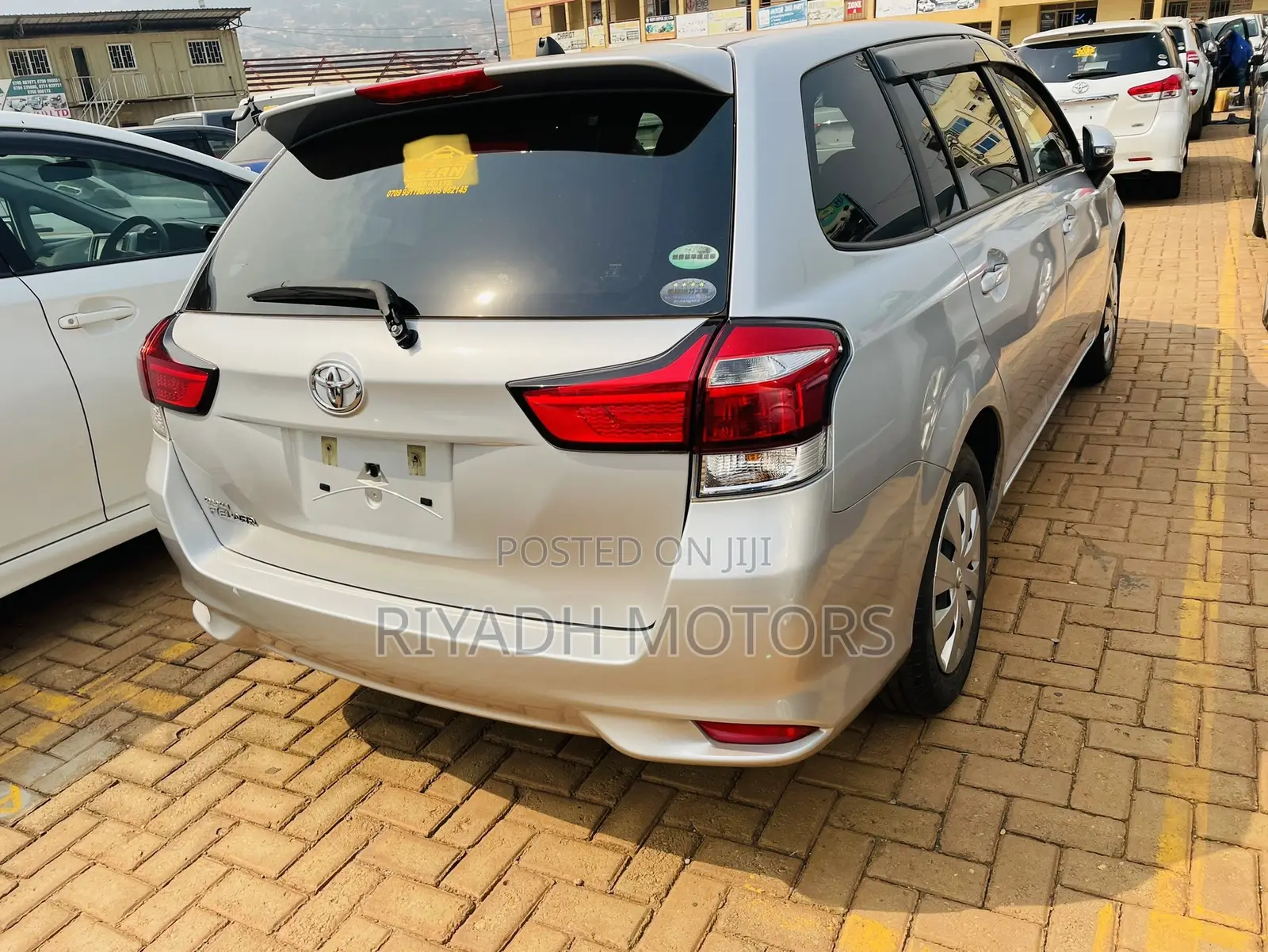 Toyota Corolla Fielder 1.5 Petrol FWD 2016 Silver