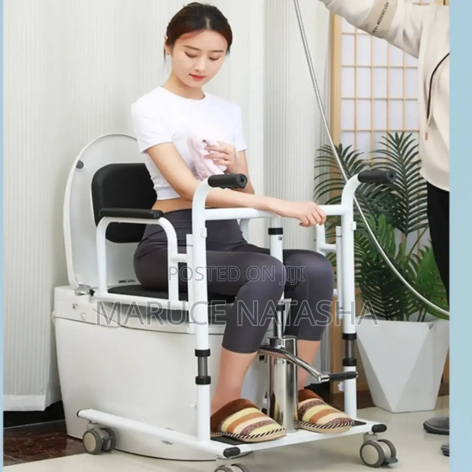 Patient Transfer Lift Chair With Wheels to Carry a Patient