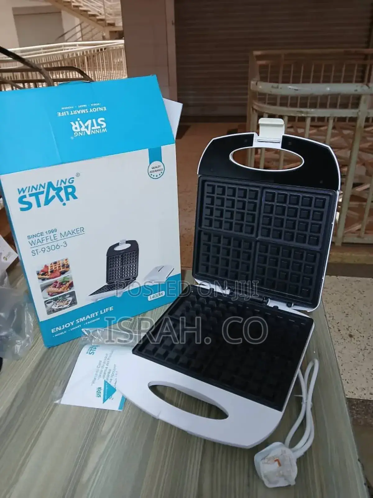 Waffle Maker/ Sandwich Maker