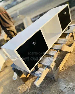 White Tv Stand Unit and Black Drawer 180cm×35/45