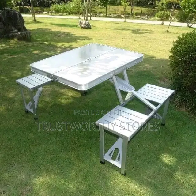 4 Seater Foldable Picnic or Reading Table