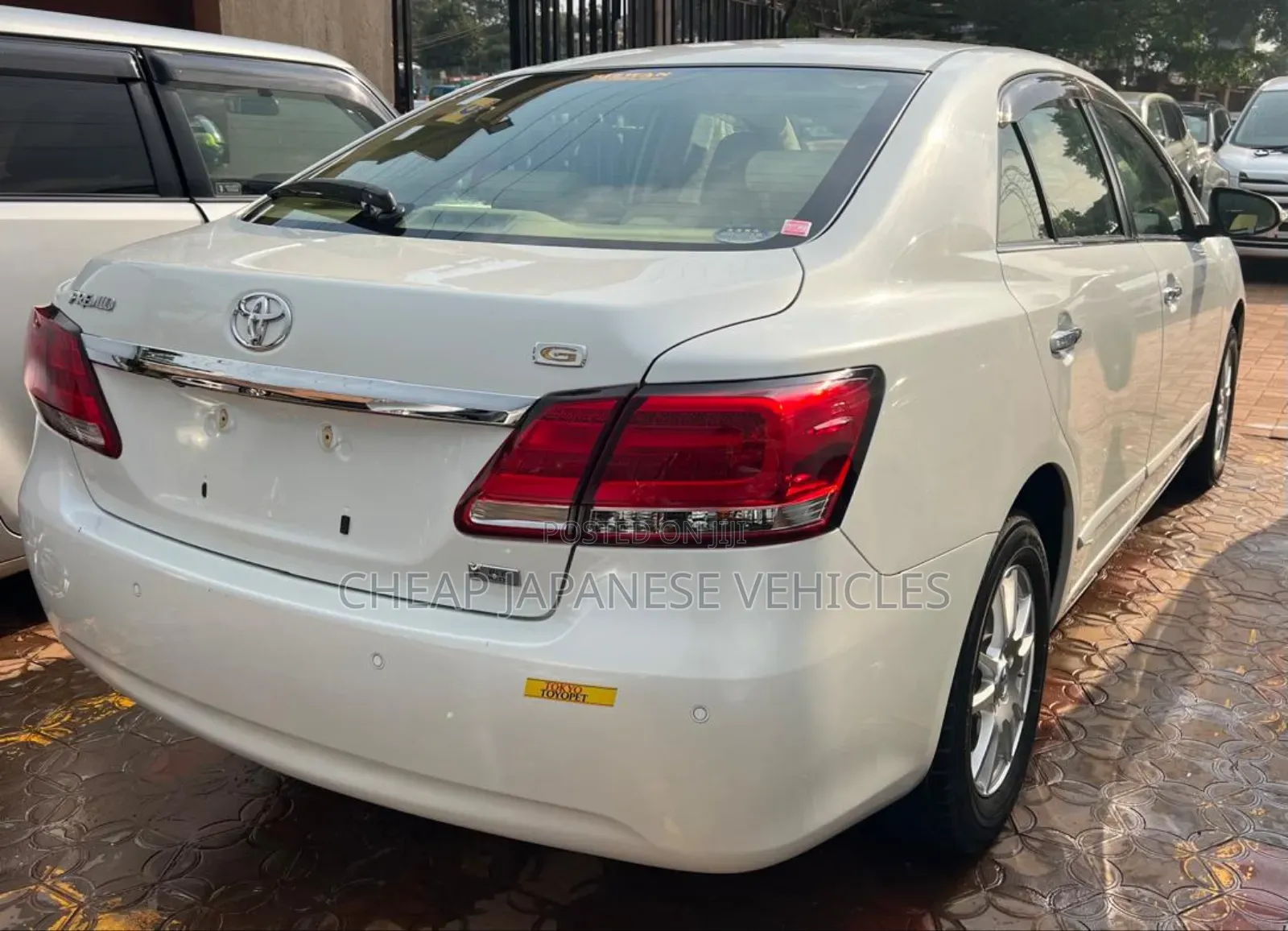 Toyota Premio 2.0 FWD 2016 White