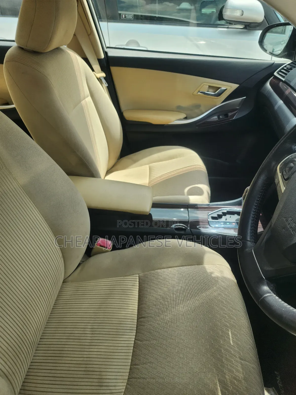 Toyota Premio 2.0 FWD 2016 White