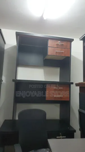 Office Desks Office Desks Above 2 Drawers