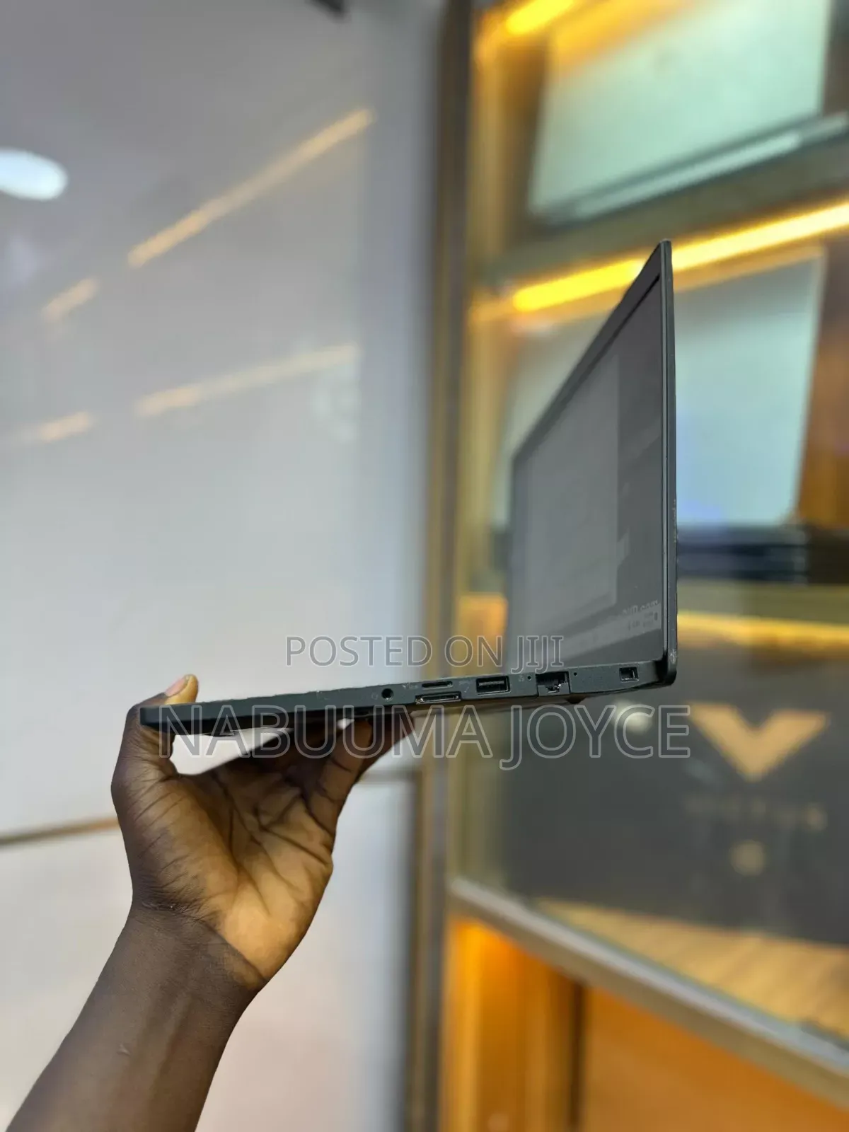 New Laptop Dell Latitude 7390 8GB Intel Core i7 SSD 256GB