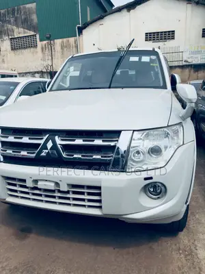 Mitsubishi Pajero 3.0 2012 White
