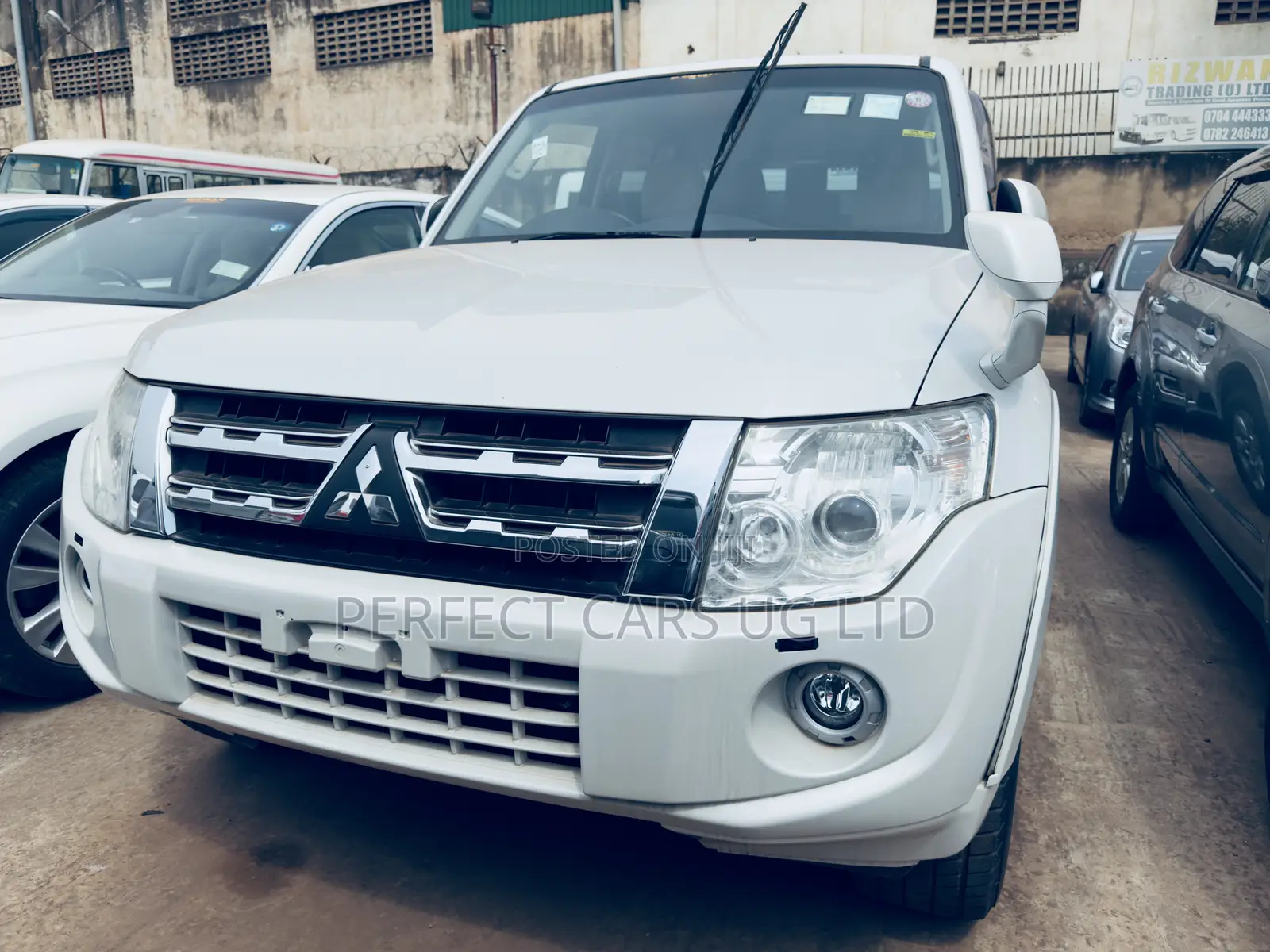 Mitsubishi Pajero 3.0 2012 White