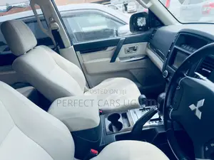Mitsubishi Pajero 3.0 2012 White
