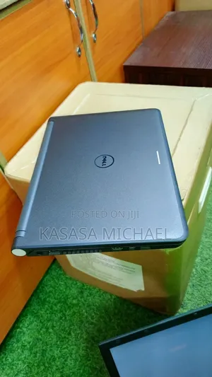 Laptop Dell Latitude 13 3340 8GB Intel Core I5 HDD 500GB