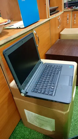 Laptop Dell Latitude 13 3340 8GB Intel Core I5 HDD 500GB