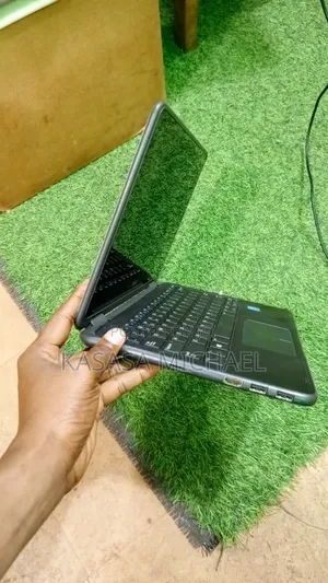 Laptop Dell Latitude 11 3190 4GB Intel Celeron SSD 128GB